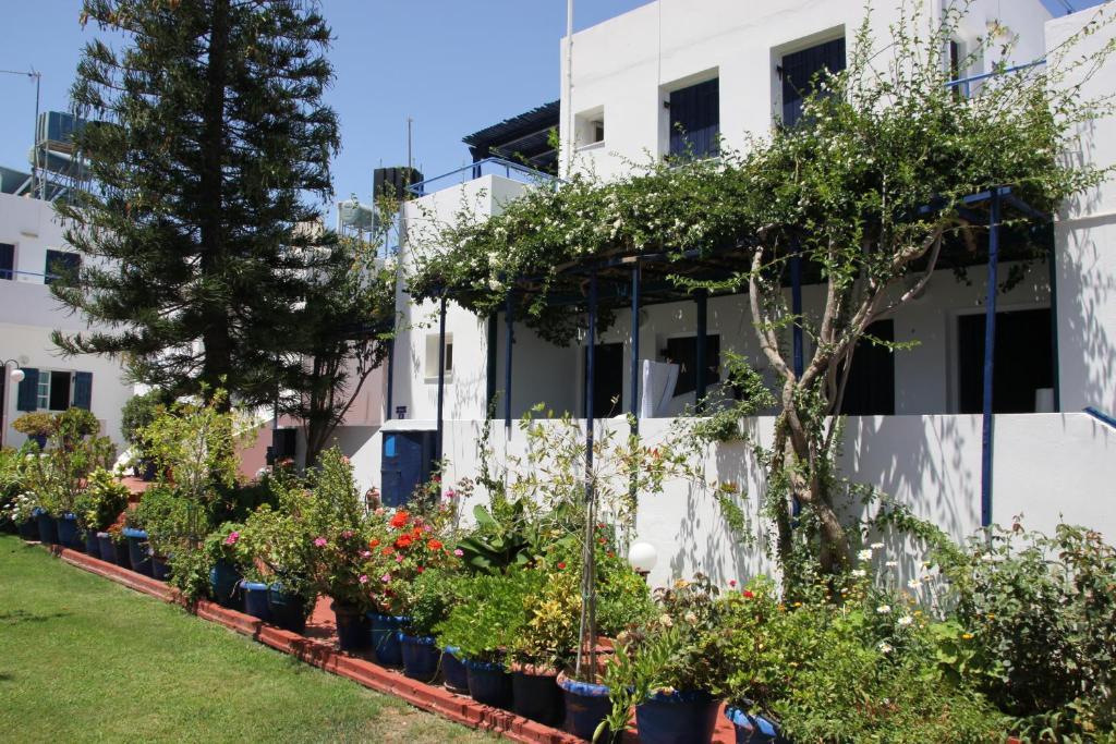 Porto Bello Hotel Apartments 멜라토스 외부 사진